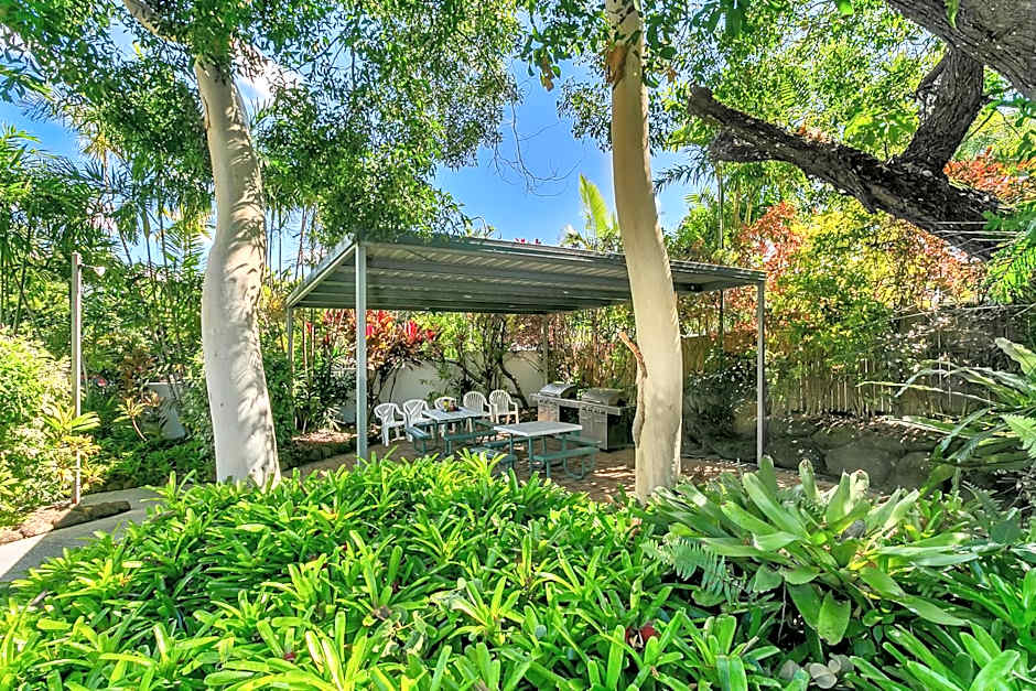 Roydon Beachfront Apartments