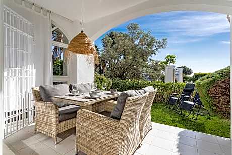 Miraflores house with garden and pool Ref 125