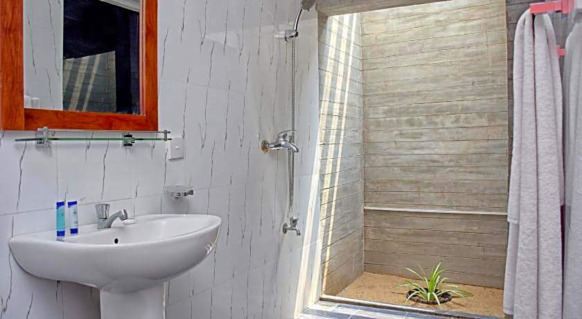 Amagi Beach - Secluded Slice of Paradise