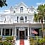 Deluxe King - Curry Mansion with Pool!