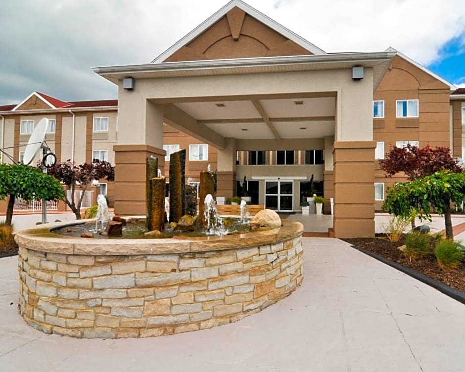 Holiday Inn Express Hotel & Suites Port Clinton-Catawba Island