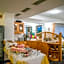 Apparthotel Feldhof - Living and Bistro