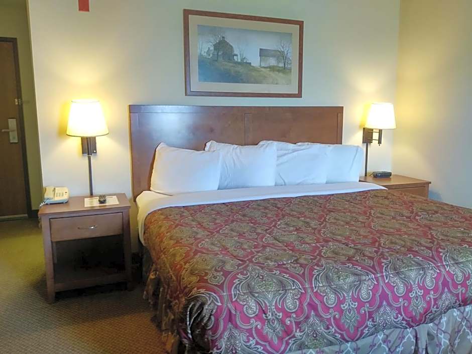 Madelia Hotel & Suites