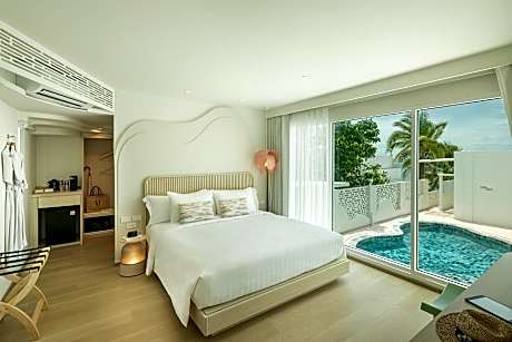 Cozy Seaview Room (24 Hours Use of Room)