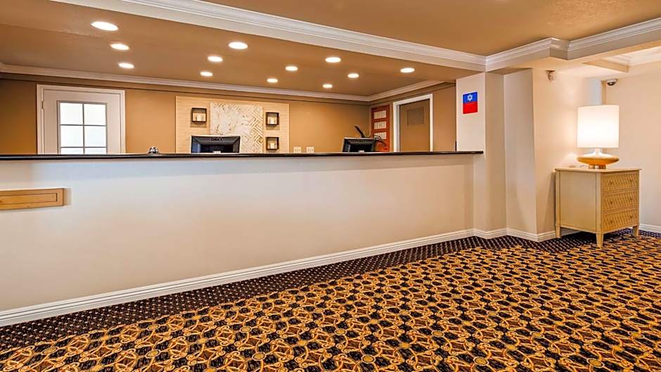 Lompoc Valley Inn and Suites