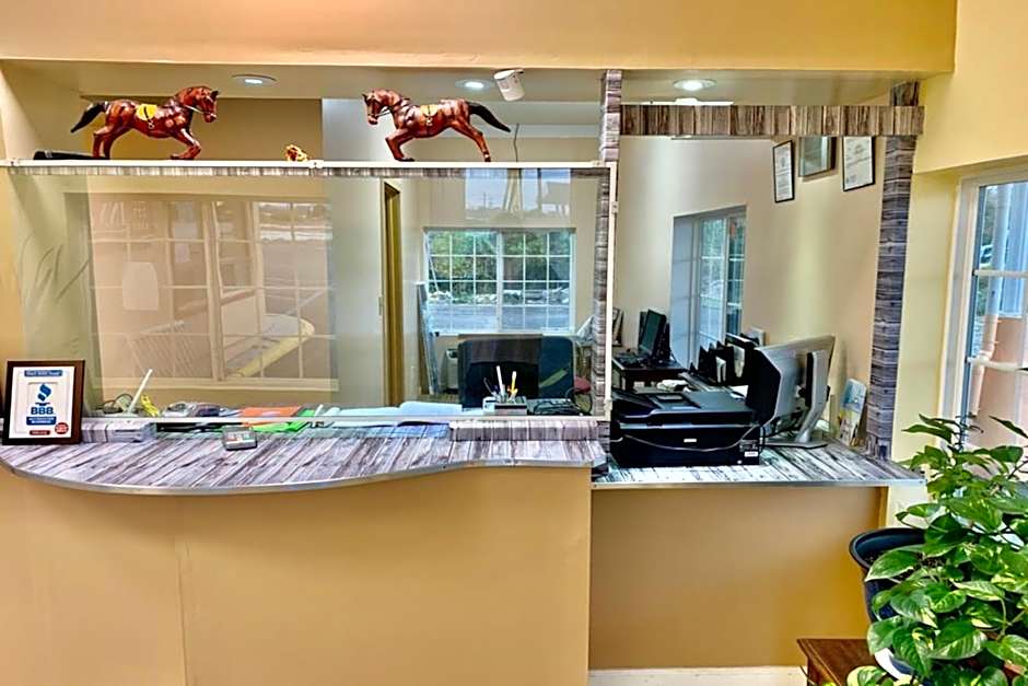 Red Carpet Inn & Suites Lima