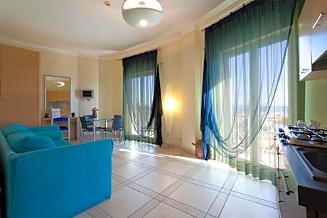 Superior One-Bedroom Apartment with Sea View