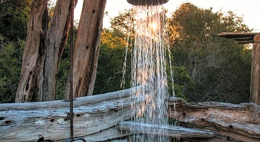 HillsNek Safari Camp