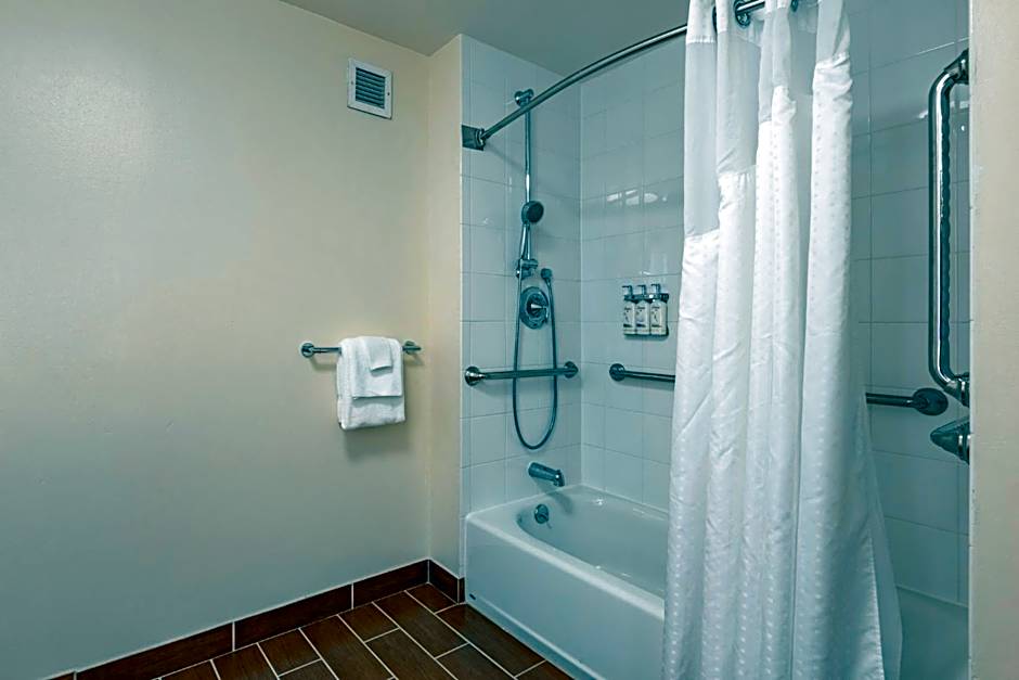 Holiday Inn Bangor By IHG