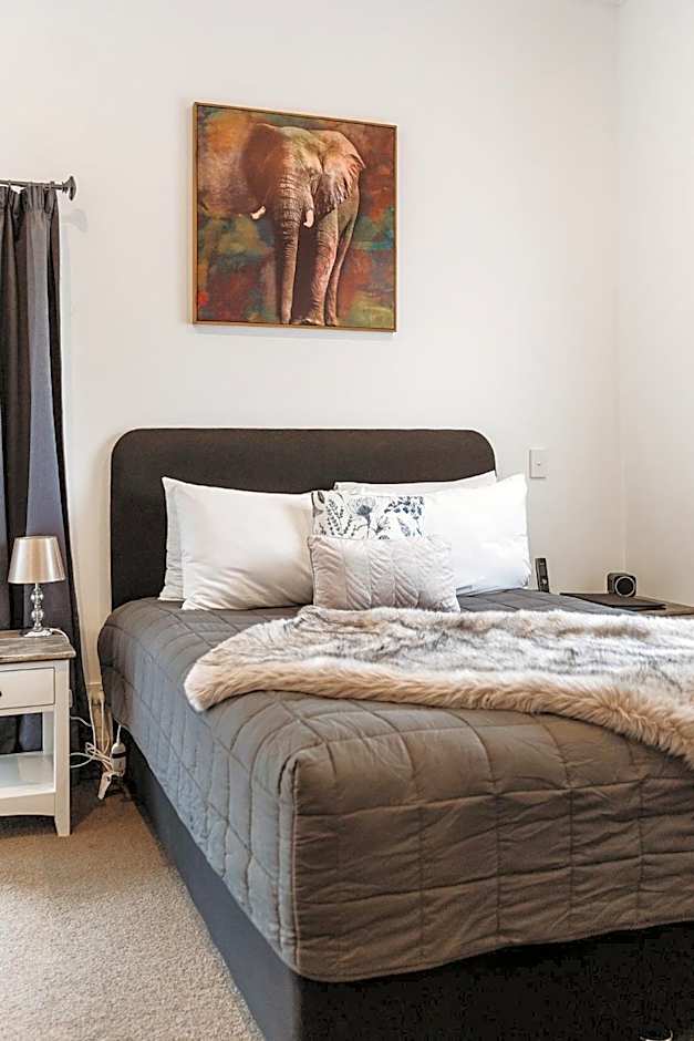 Talisman Hotel & Restaurant