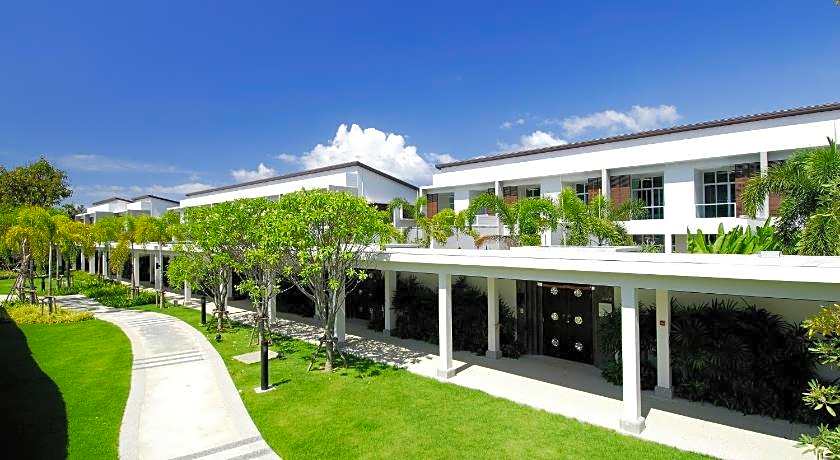 Two Villas Holiday Phuket: Oxygen Bang Tao Beach