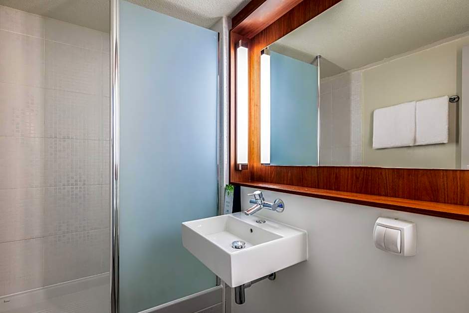 Campanile Cergy Saint Christophe Osny Hotel