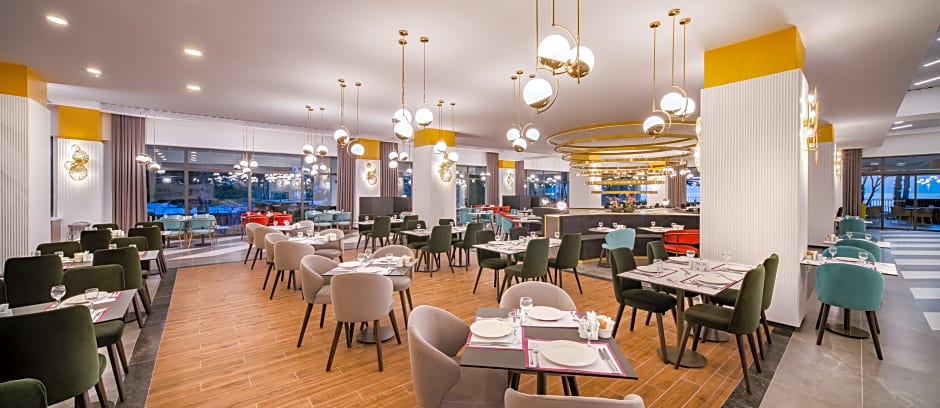 GRAVEL HOTELS SELECT