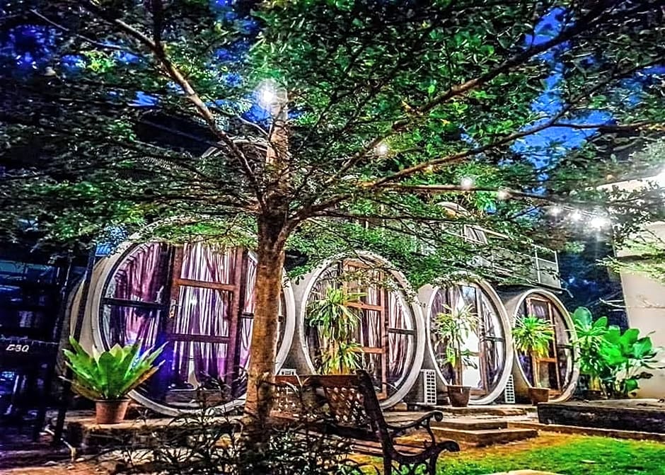 Mango's Park Port Dickson by ZUZU