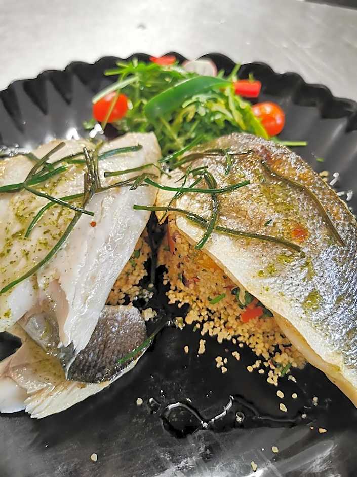 Murray Arms Hotel and Seafood Restaurant, Orkney