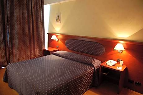 Classic Double or Twin Room