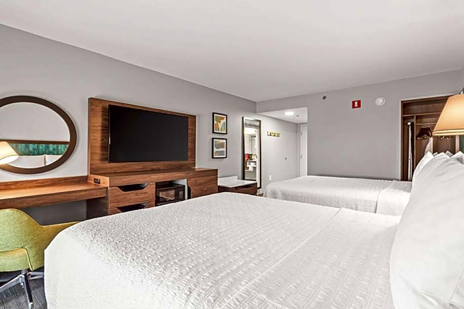 Hampton Inn By Hilton Columbus-North