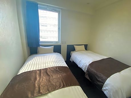 Economy Twin Room
