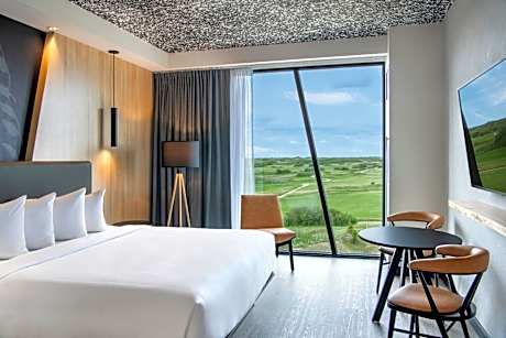 Dakota Dunes Resort