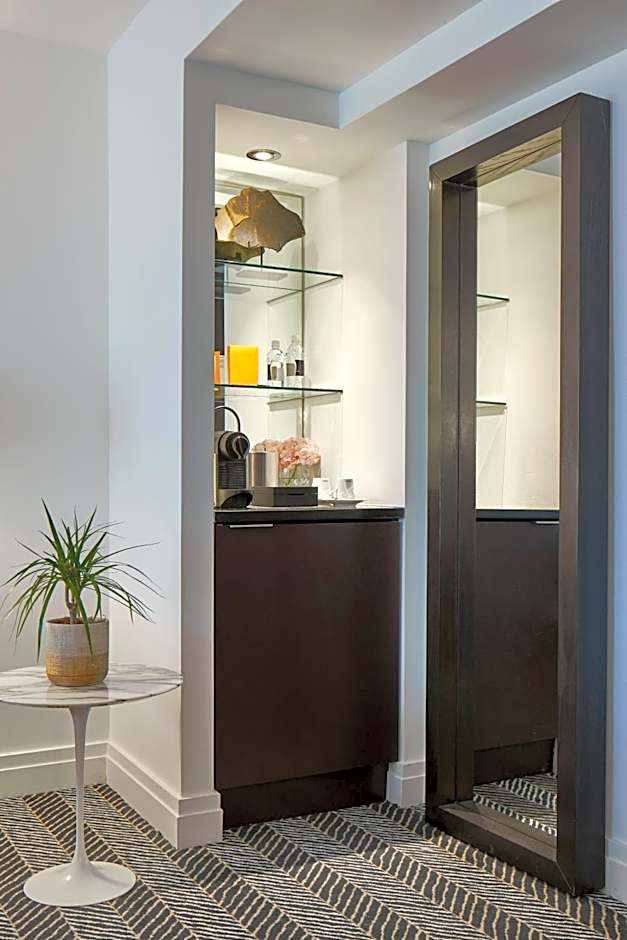 The Dupont Circle Hotel