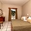 Daisy Hotel