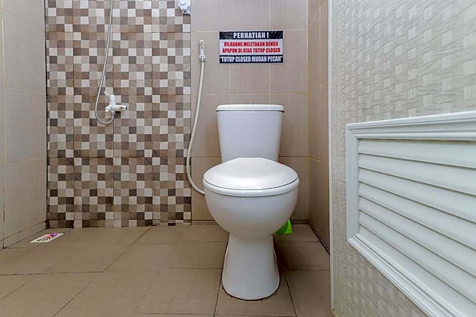 RedDoorz Syariah @ House Of Melati Kepanjen