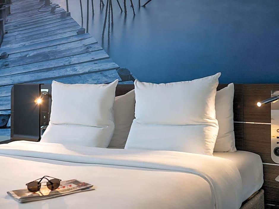 Novotel Paris Coeur d'Orly Airport