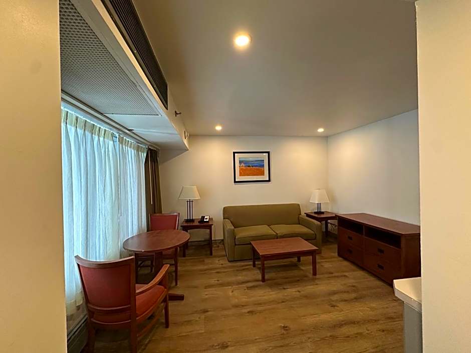 Charlottetown Inn & Conference Centre