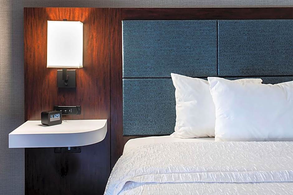 Hampton Inn By Hilton And Suites Chicago/Lincolnshire