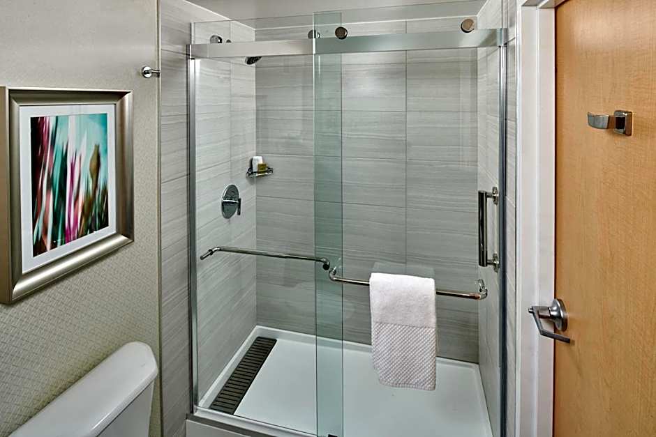 DoubleTree By Hilton Hotel Irvine-Spectrum