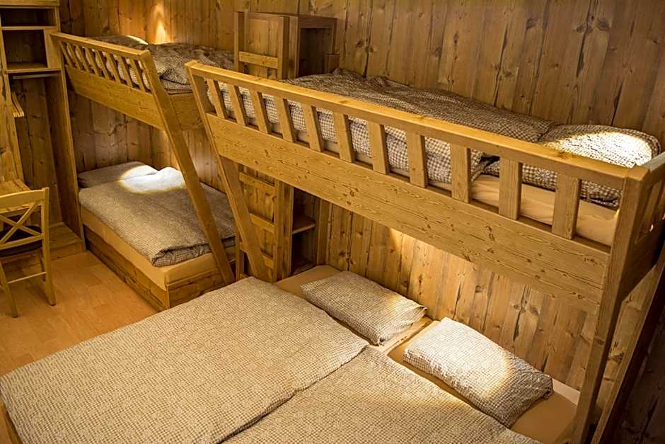 Alpine Classic Hotel