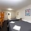 Queensport Hotel
