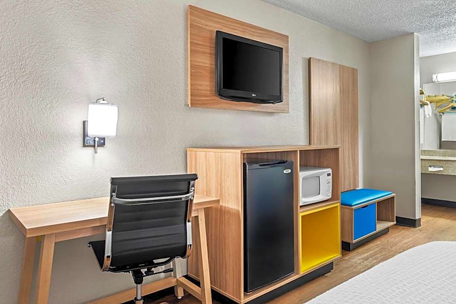 Days Inn by Wyndham Jacksonville NC