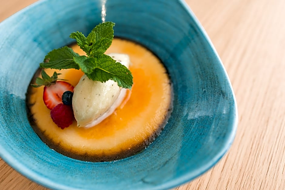 Petit Sagitario ( Only Adults )