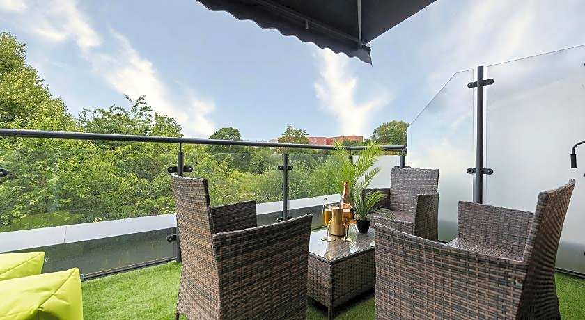 Riverside Villas