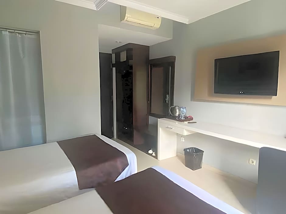 Rizen Premiere Hotel