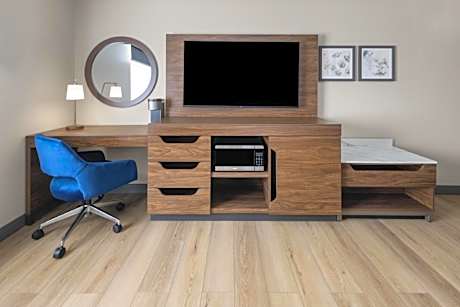 King Room - Mobility Access/Non-Smoking