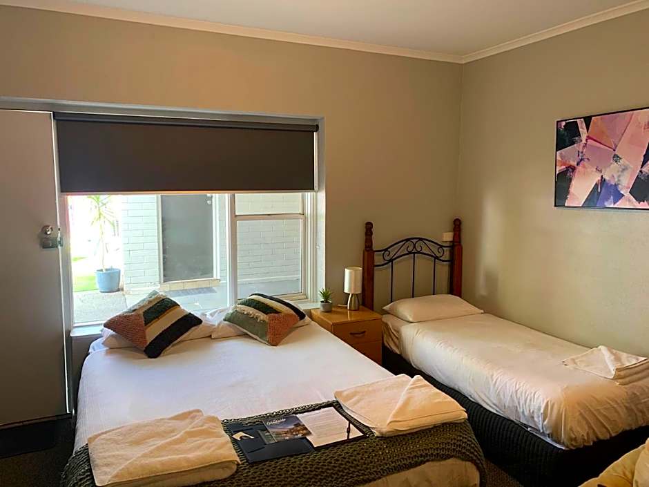 Hello Adelaide Motel and Apartments