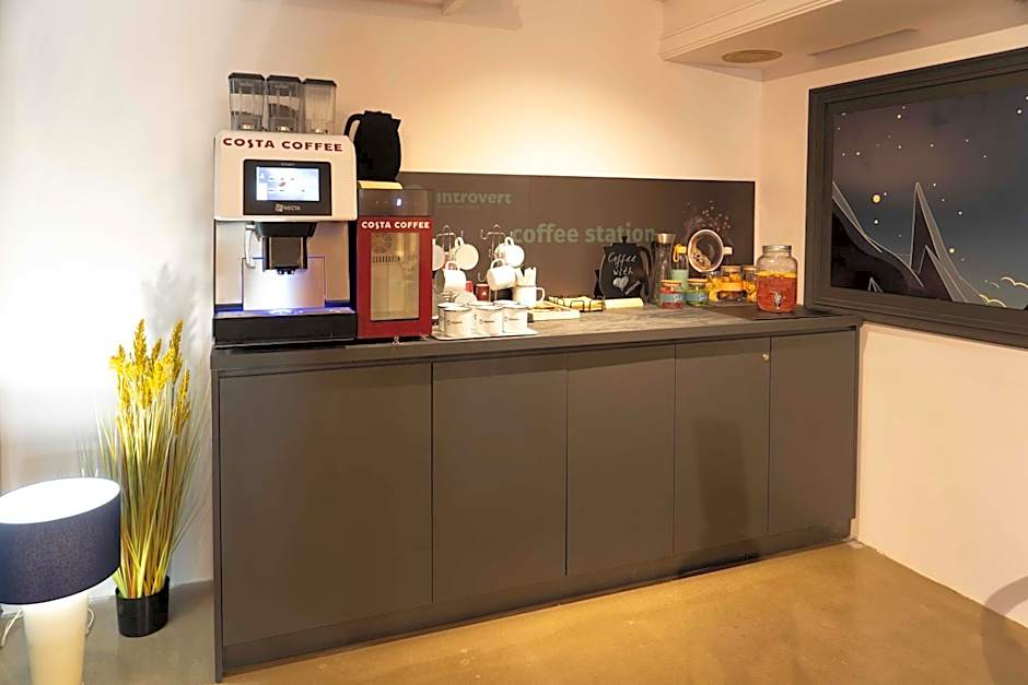 Maria Luisa by INTROVERT HOTELS