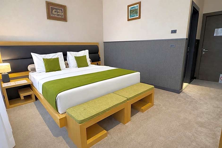 Atera Business Suites
