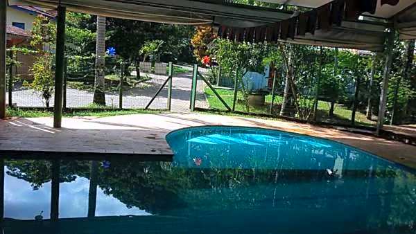 Alegria casa 3 dorms Cond Fechado churrasqueira piscina