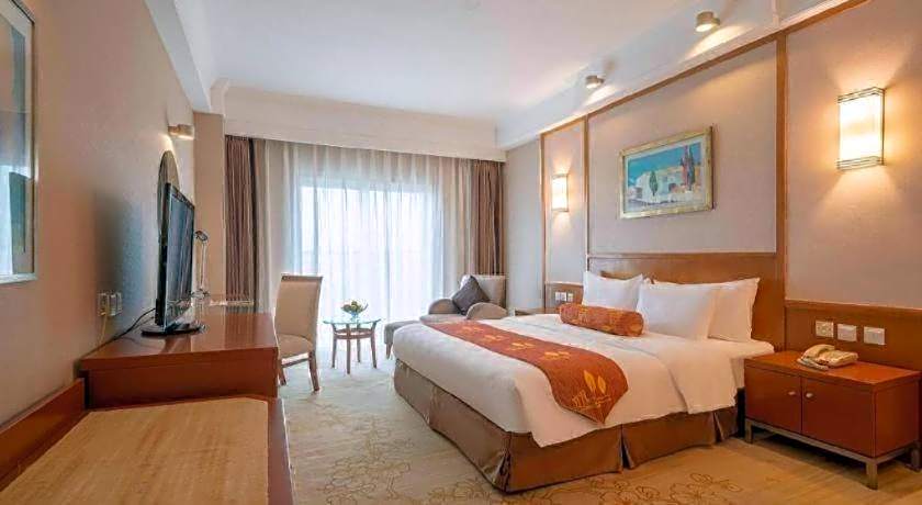 Qingdao Blue Horizon Hotel Huangdao