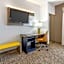Comfort Suites East Brunswick - South River
