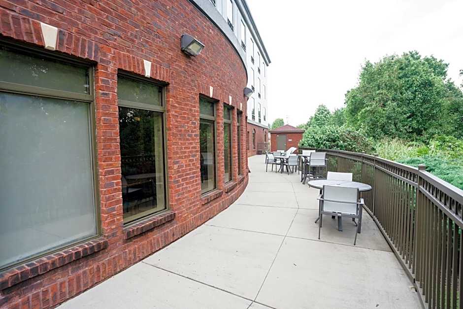 Holiday Inn Express Hotel & Suites Kodak East-Sevierville By IHG