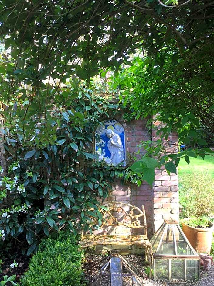 St Benedict - Victorian Bed and Breakfast