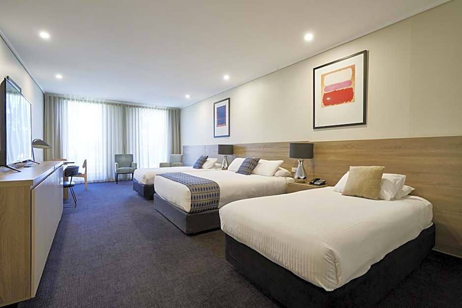The Dingley Hotel