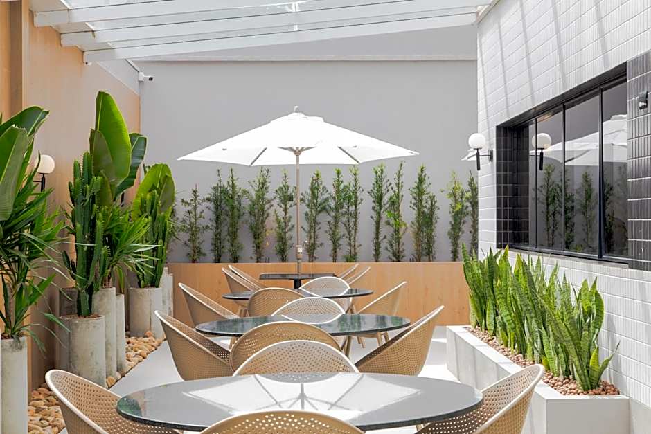 Slim Curitiba Alto da XV