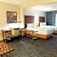 La Quinta Inn & Suites by Wyndham Bannockburn-Deerfield