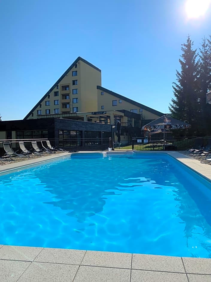 Horský hotel Jelenovská s bazénem v ceně