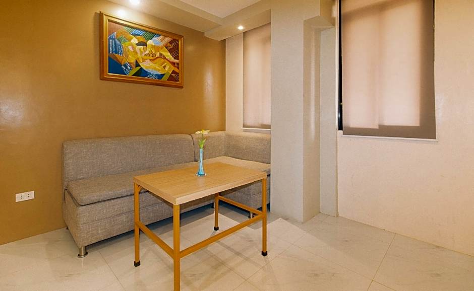 RedDoorz @ Benelio Suites Pavia Iloilo